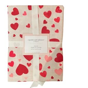 NEW Cupcakes and Cashmere VALENTINE RED & PINK Hearts Oblong Tablecloth 60x 84